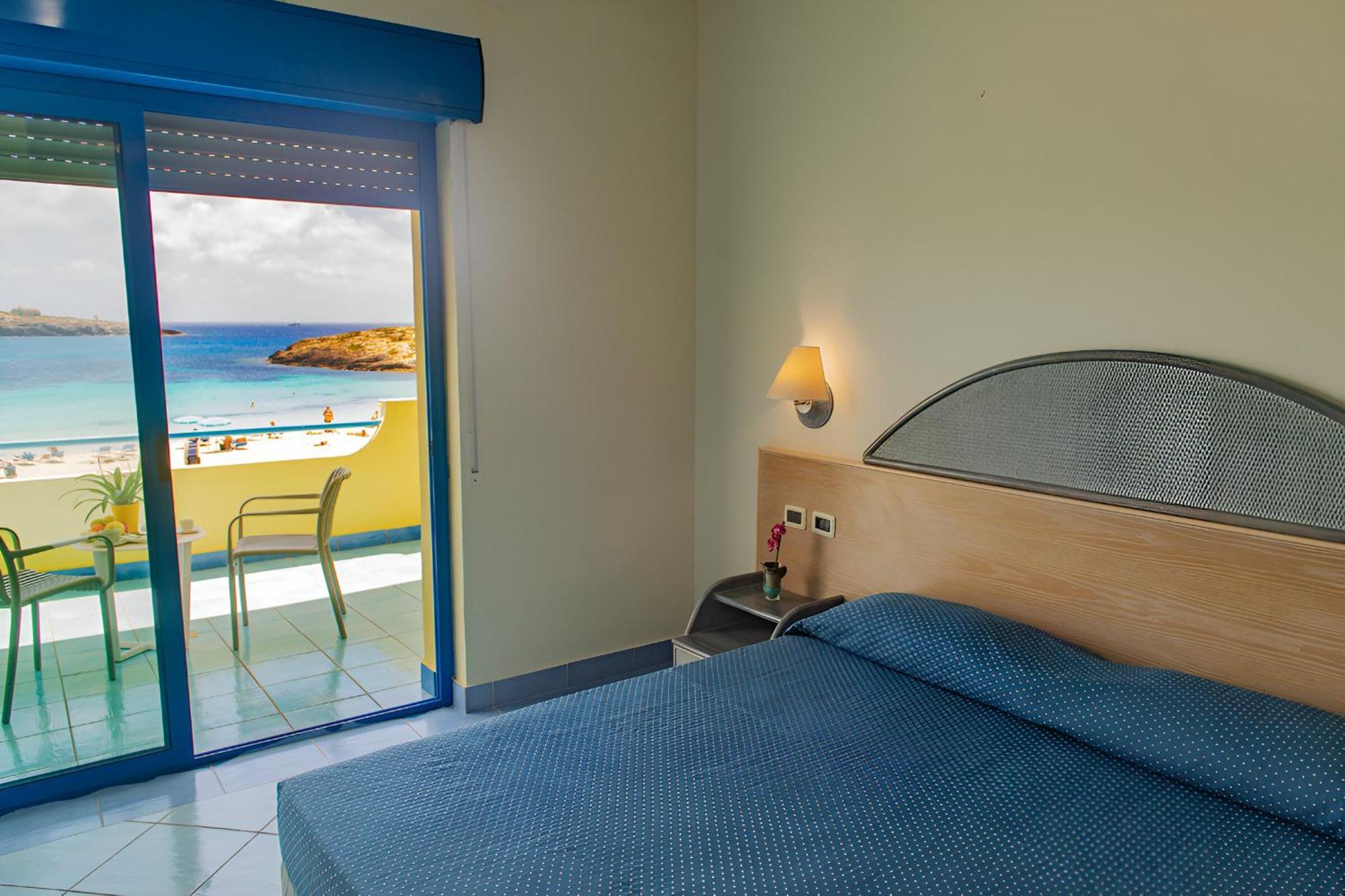 Hotel Baia Turchese Lampedusa Exterior photo