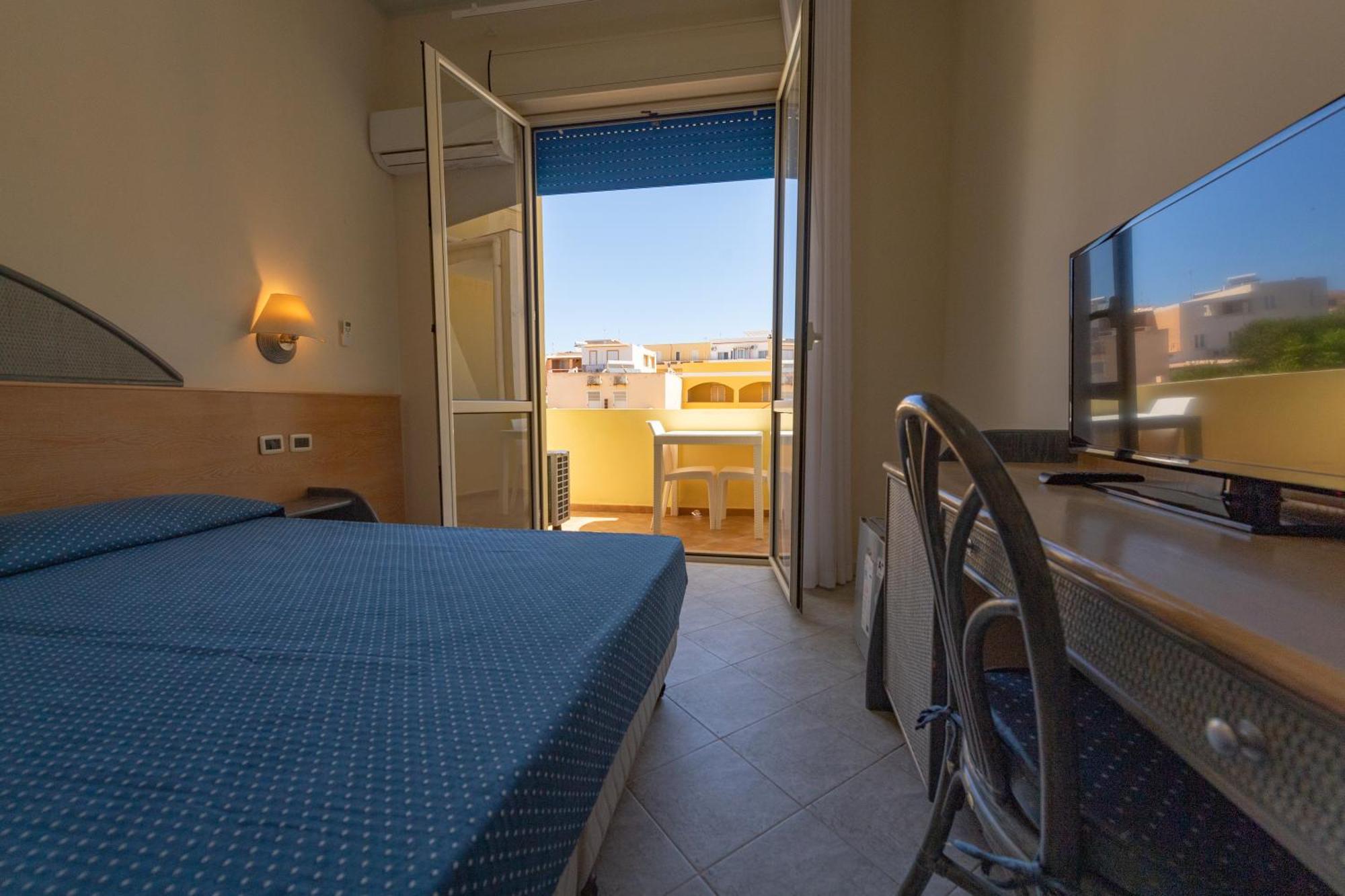 Hotel Baia Turchese Lampedusa Exterior photo